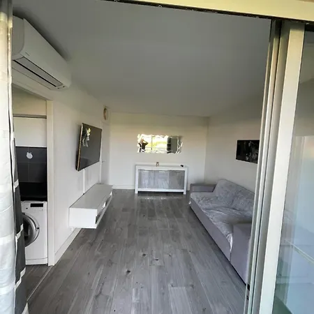 F2 1er Etage Lejlighed